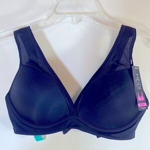 NWT. Heidi by Haiti Klum Black Unwired Boost Bra Size-Medium.